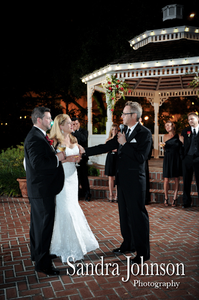 Best Courtyard Lake Lucerne wedding photographer - Sandra Johnson (SJFoto.com)